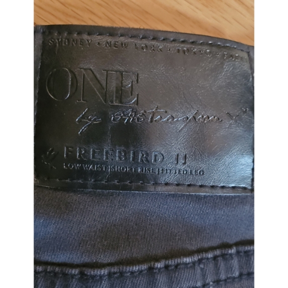 One Teaspoon Freebird II Distressed Step Hem Black Dark Fantasy Jeans Size 30 - Picture 7 of 15